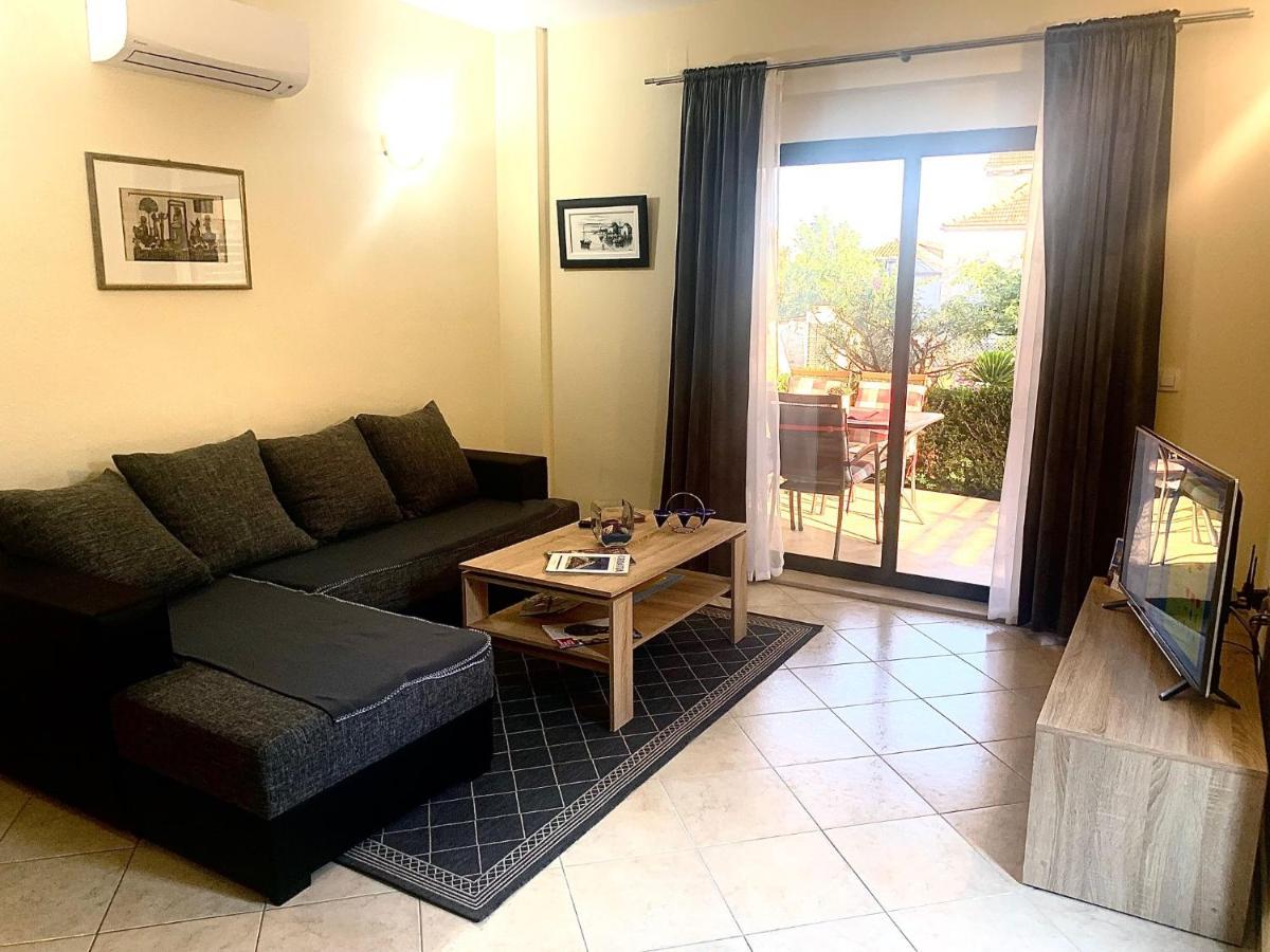 אורביץ Apartmani Dora I Kati מראה חיצוני תמונה